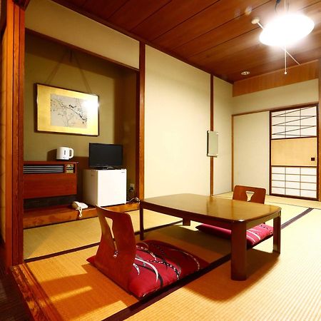 Kaneki Hotel Yamanouchi  Exterior photo